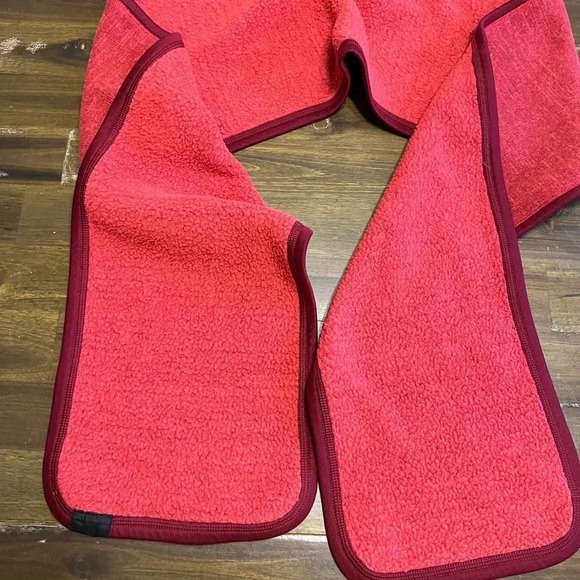 Patagonia Fleece Scarf - Picture 2 of 5